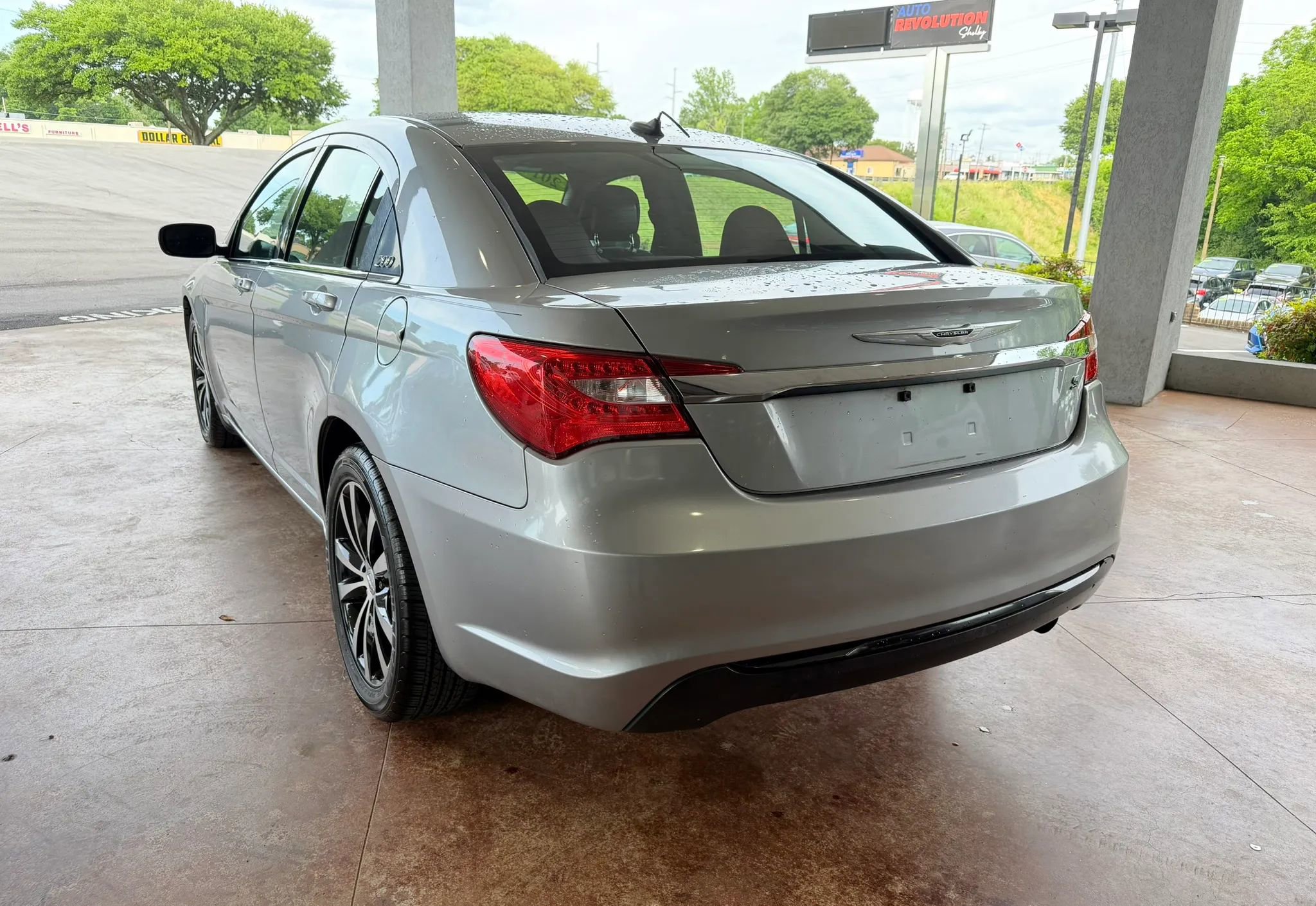 Used 2014 Chrysler 200 Touring w/ 200 S Group FWD image 4