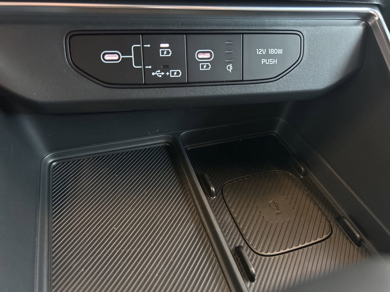 New 2026 Kia Carnival SX Prestige image 32