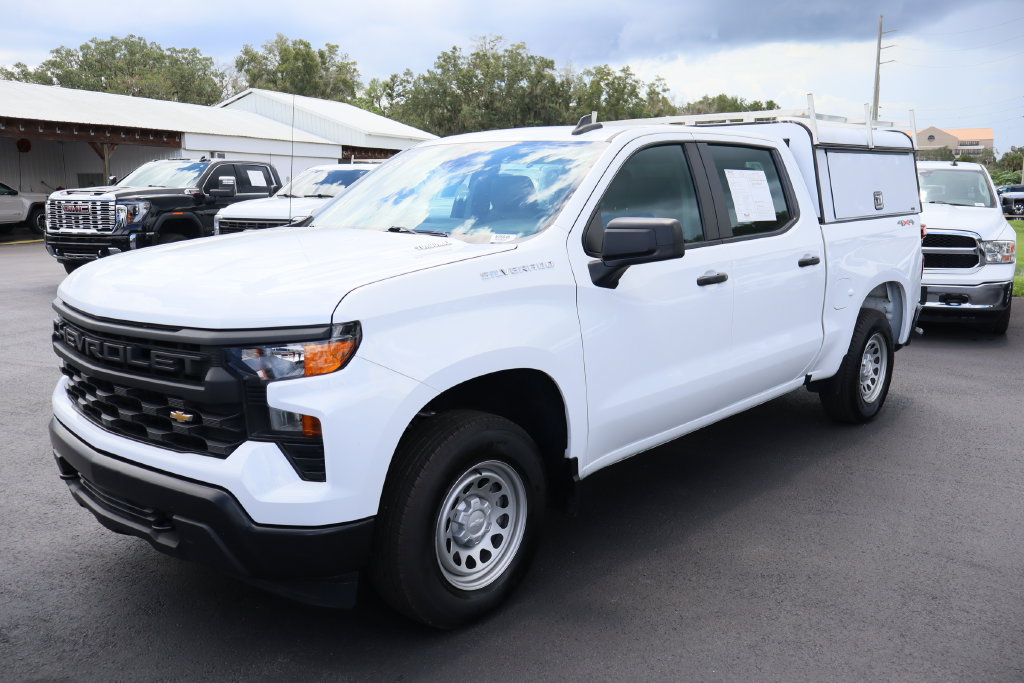 Certified 2025 Chevrolet Silverado 1500 W/T AWD/4WD image 5