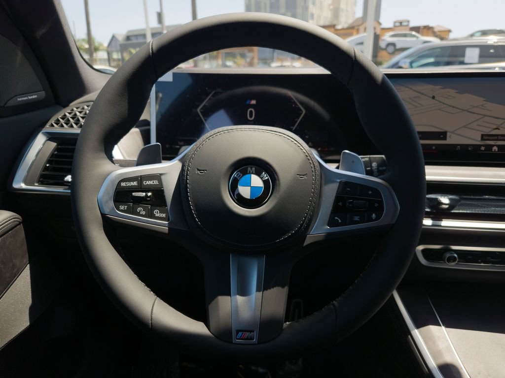 New 2026 BMW X5 xDrive40i w/ M Sport Package AWD/4WD image 14