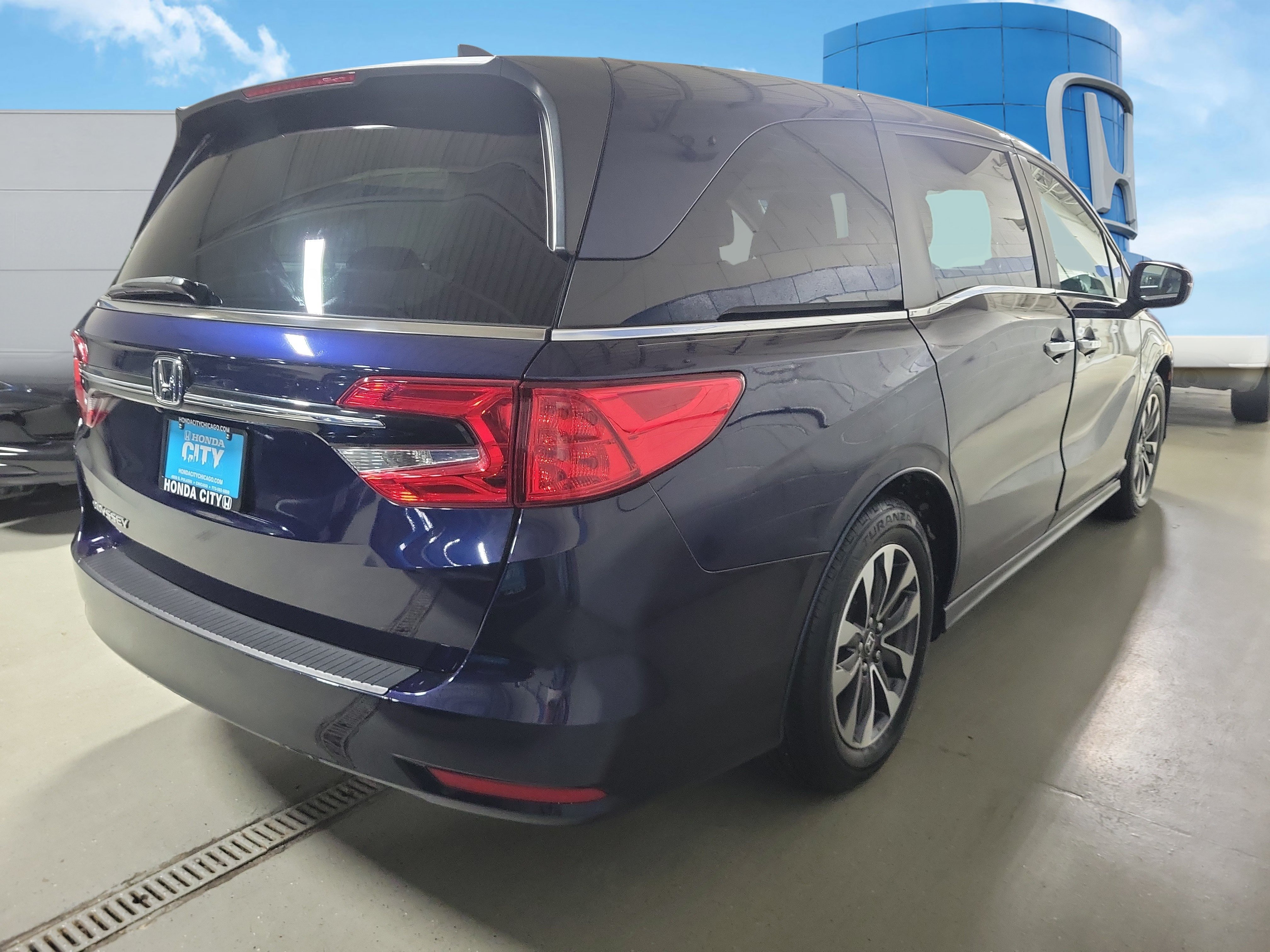 Certified 2023 Honda Odyssey EX-L image 5