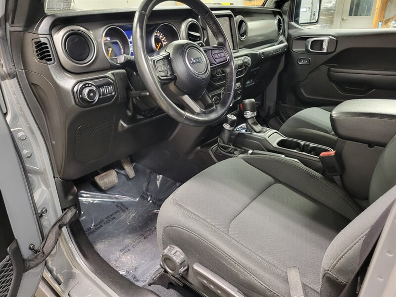 Used 2022 Jeep Wrangler Unlimited Sport AWD/4WD image 42