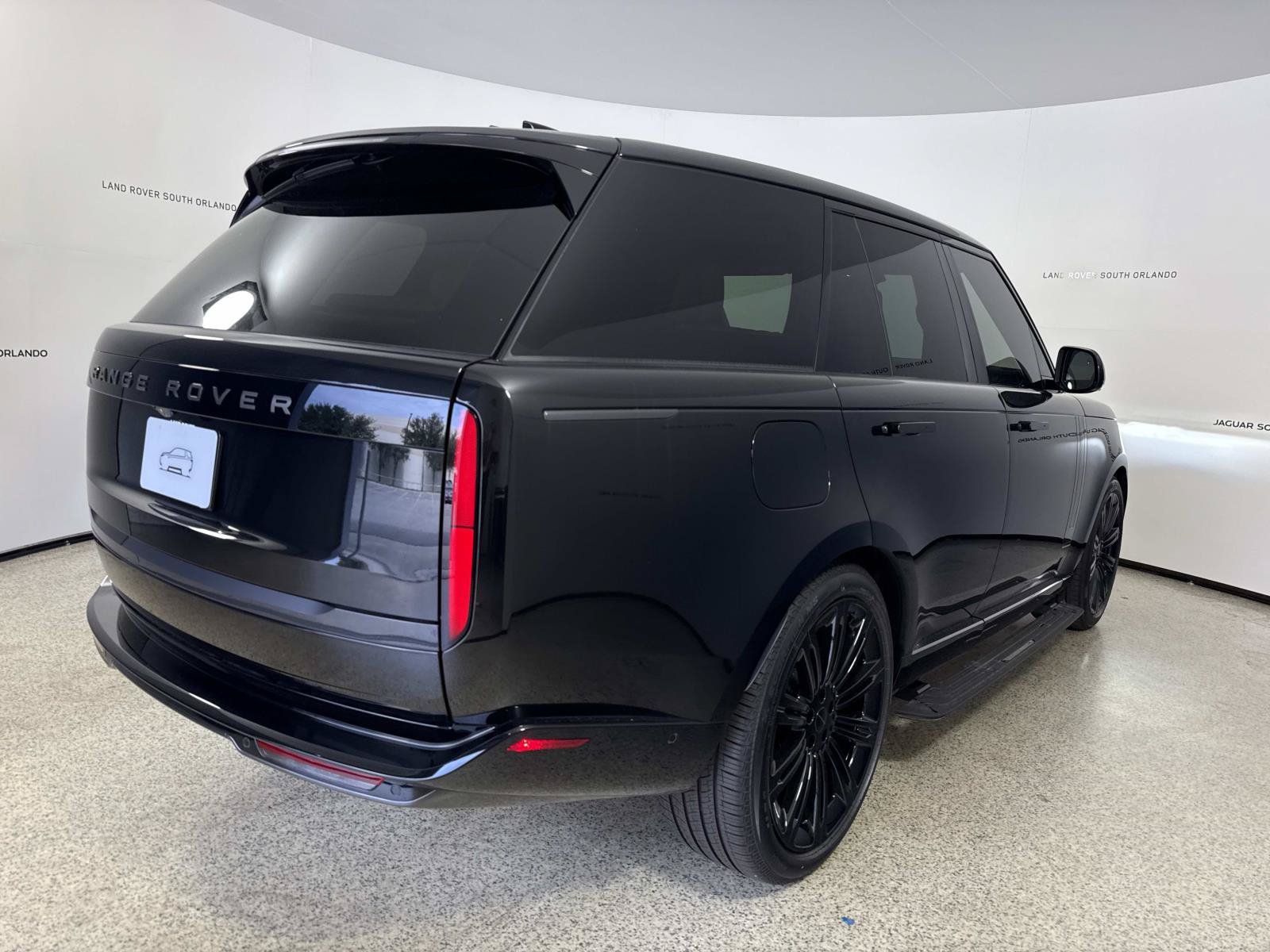 New 2026 Land Rover Range Rover Autobiography AWD/4WD image 5