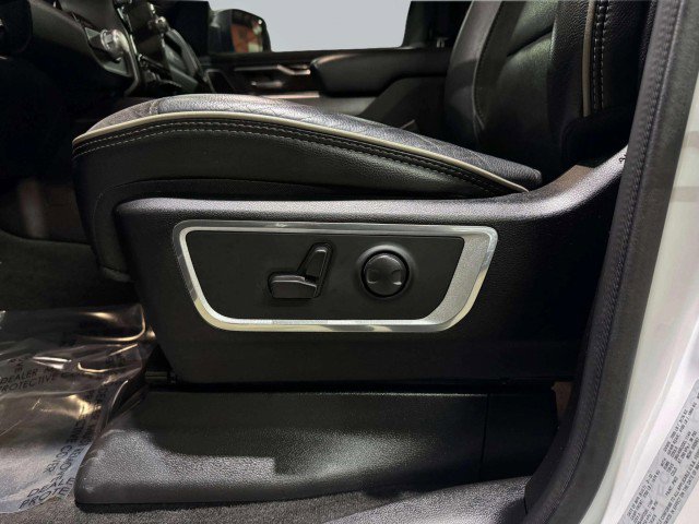 Used 2022 RAM 1500 Laramie image 19