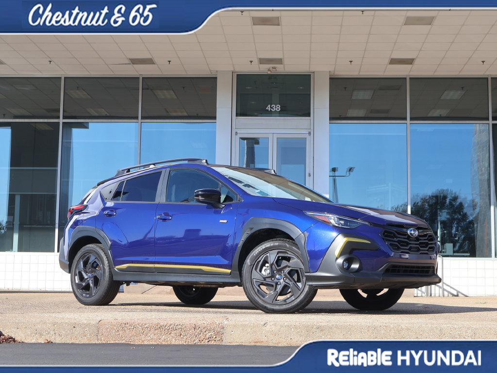 Used 2025 Subaru Crosstrek 2.5i Sport AWD/4WD image 2