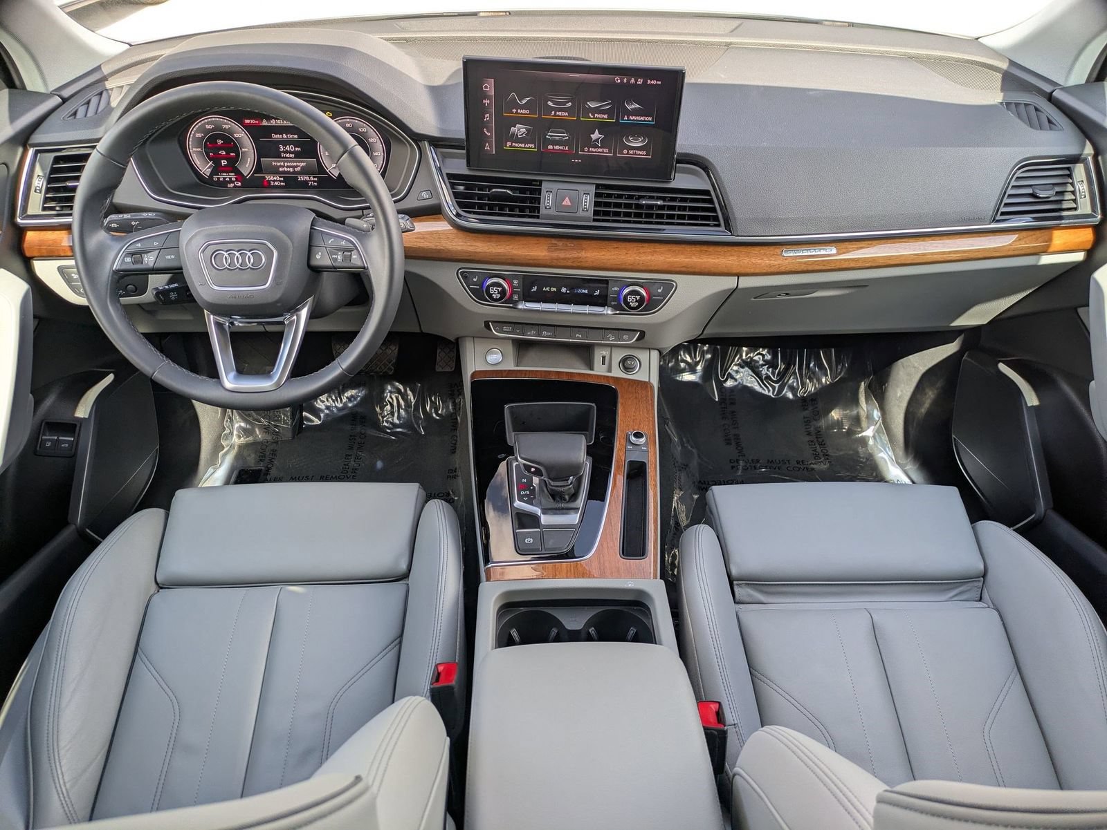 Used 2023 Audi Q5 e Premium w/ Convenience Package AWD/4WD image 7