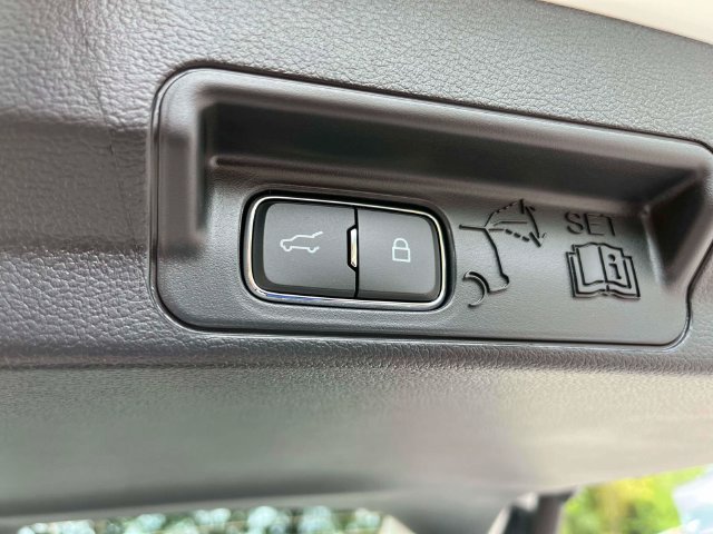 New 2026 Ford Explorer Active w/ Active Comfort Package RWD image 19