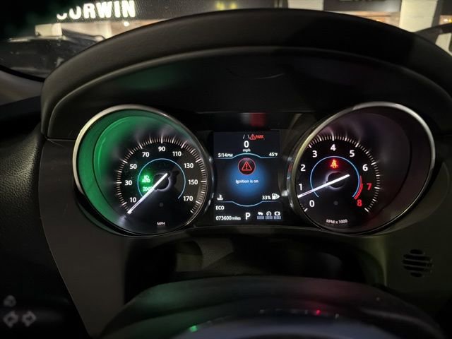 Used 2018 Jaguar F-PACE Prestige image 3