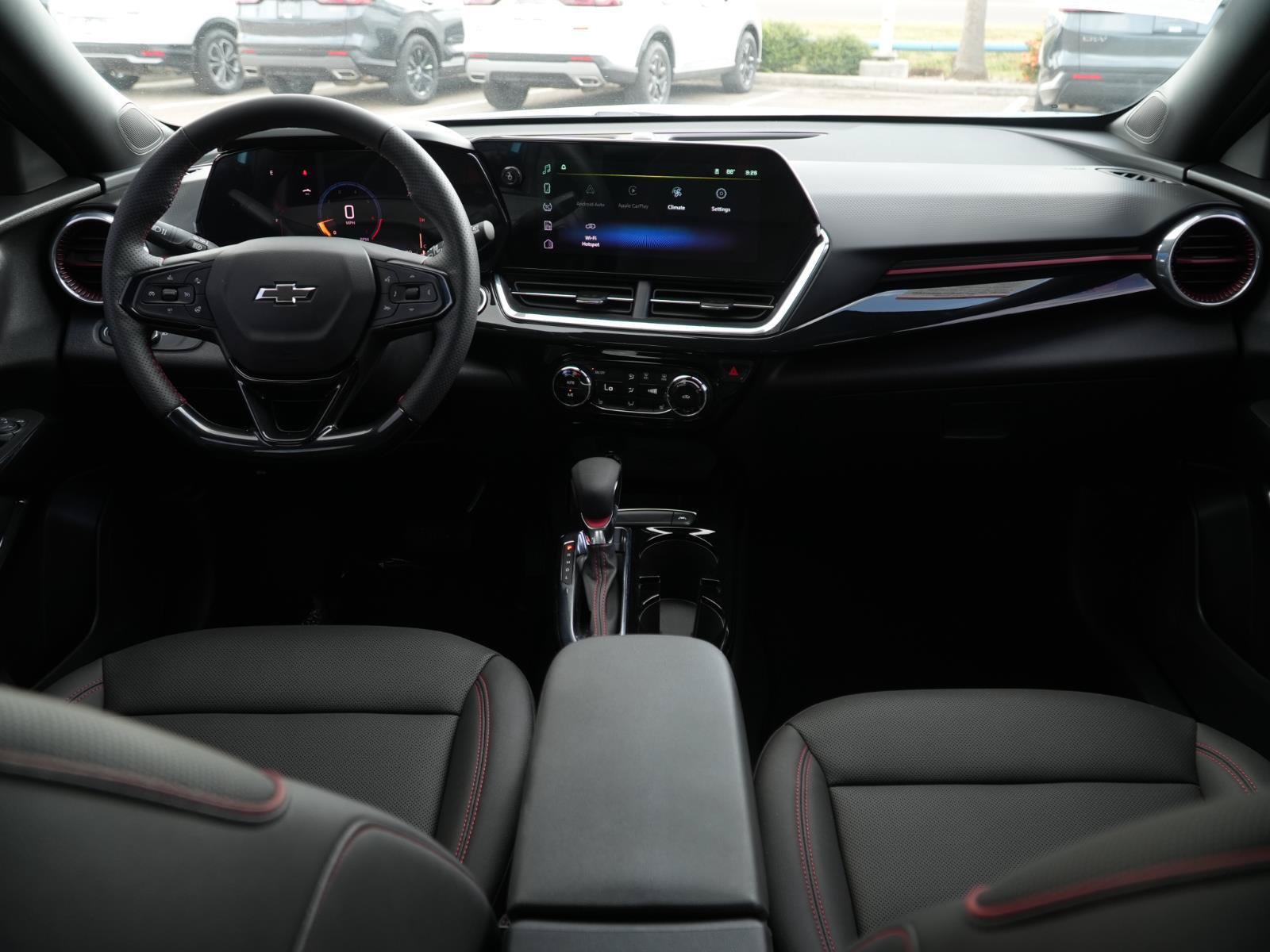 Used 2026 Chevrolet Trax RS w/ Driver Confidence Package FWD image 18