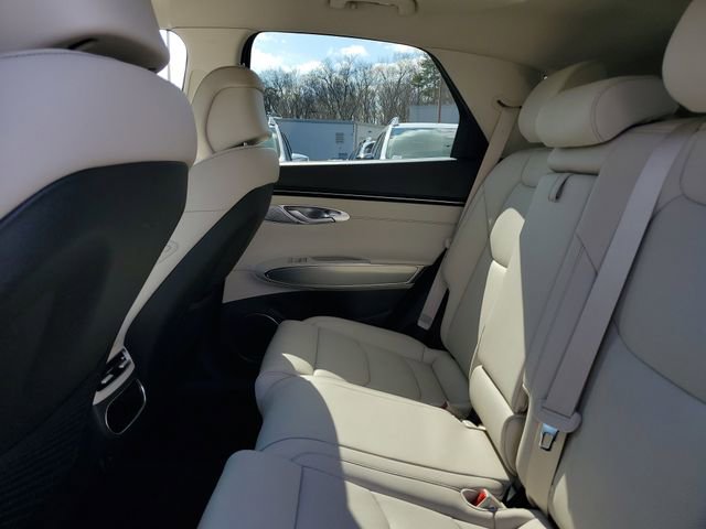 Used 2022 Genesis GV70 2.5T w/ Select Package image 14