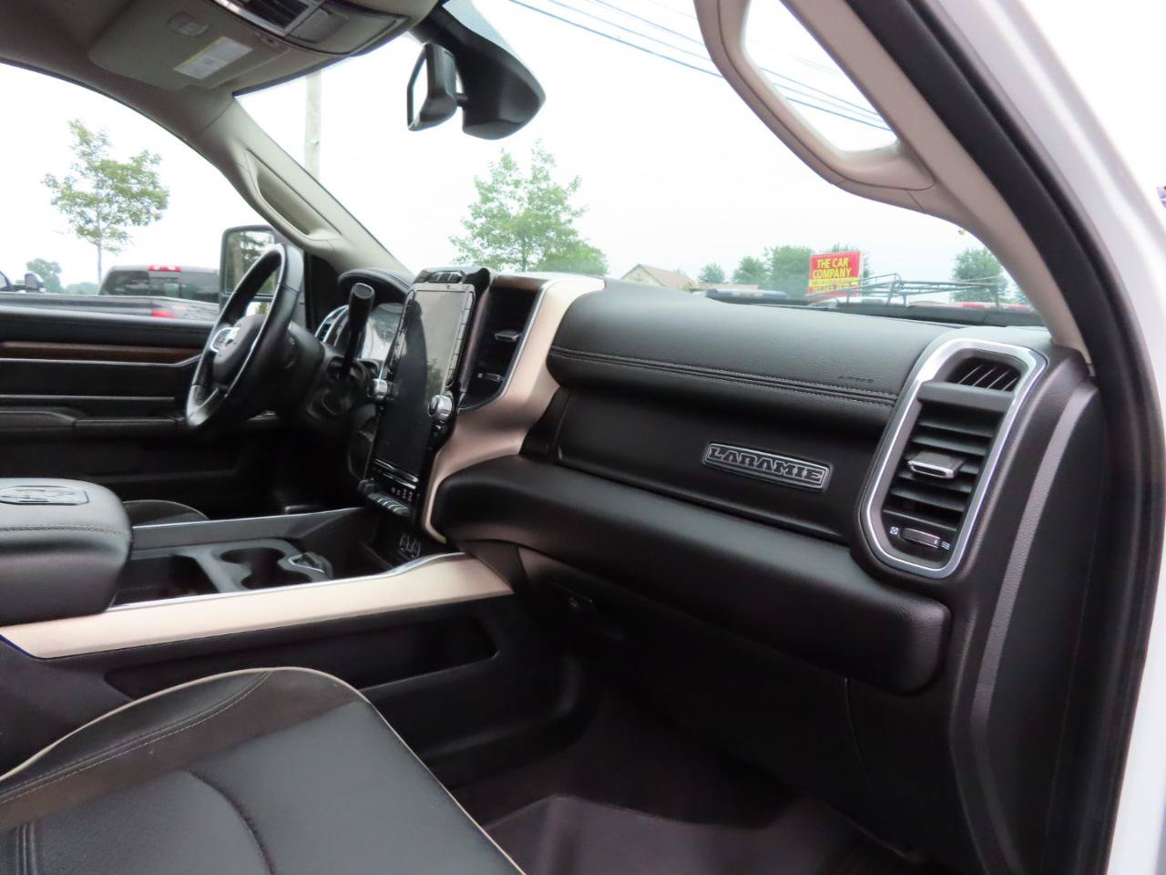 Used 2024 RAM 2500 Laramie AWD/4WD image 52