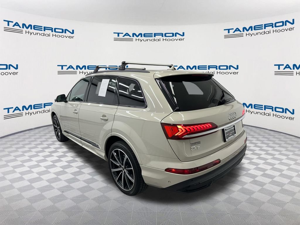 Used 2021 Audi Q7 3.0T Premium Plus w/ Premium Plus Package AWD/4WD image 3