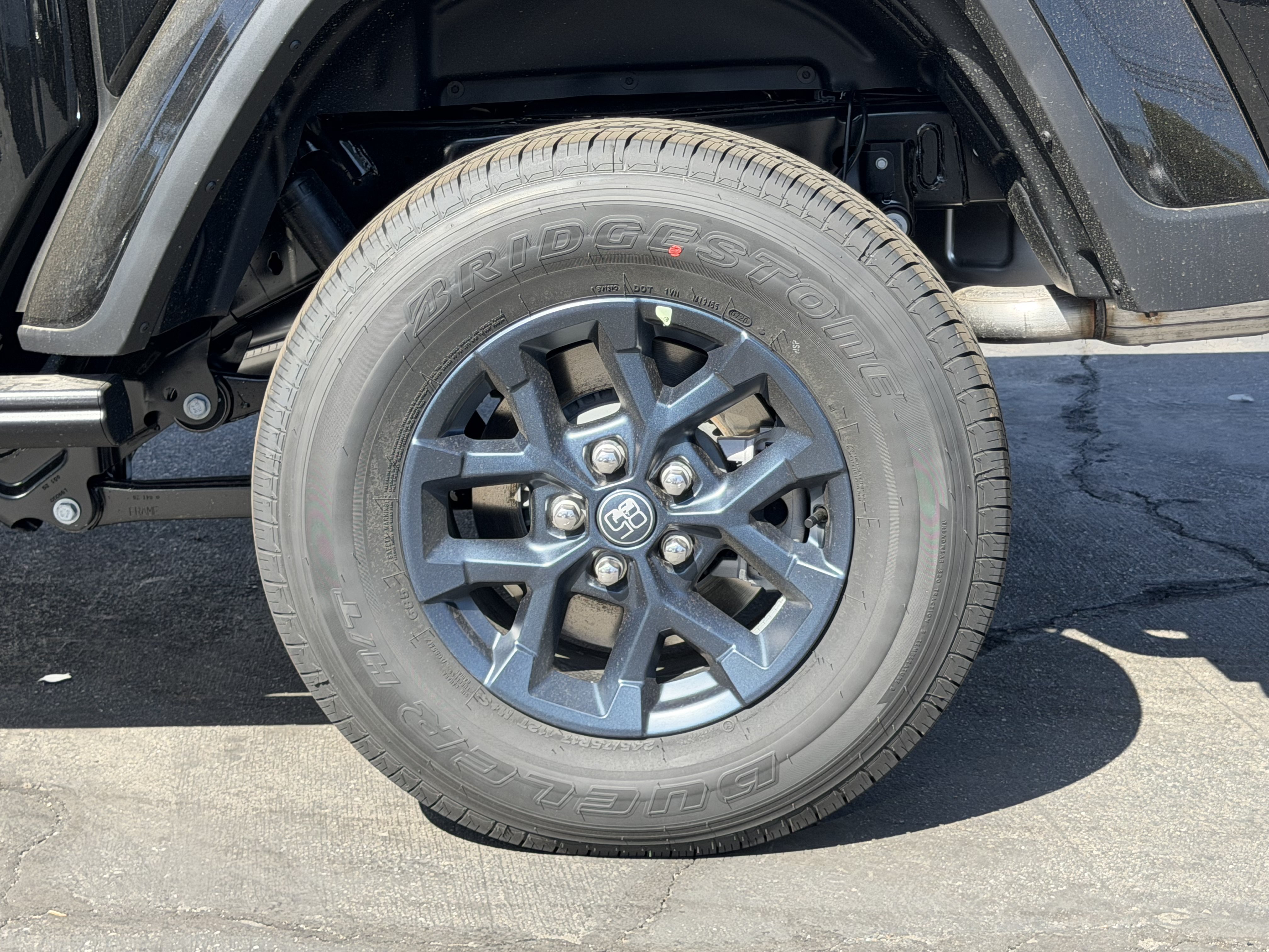 New 2026 Jeep Gladiator Sport AWD/4WD image 14