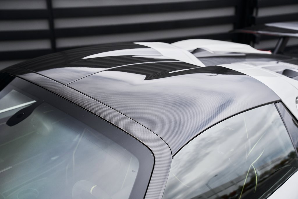 Used 2015 Porsche 918 Spyder w/Weissach Package image 12