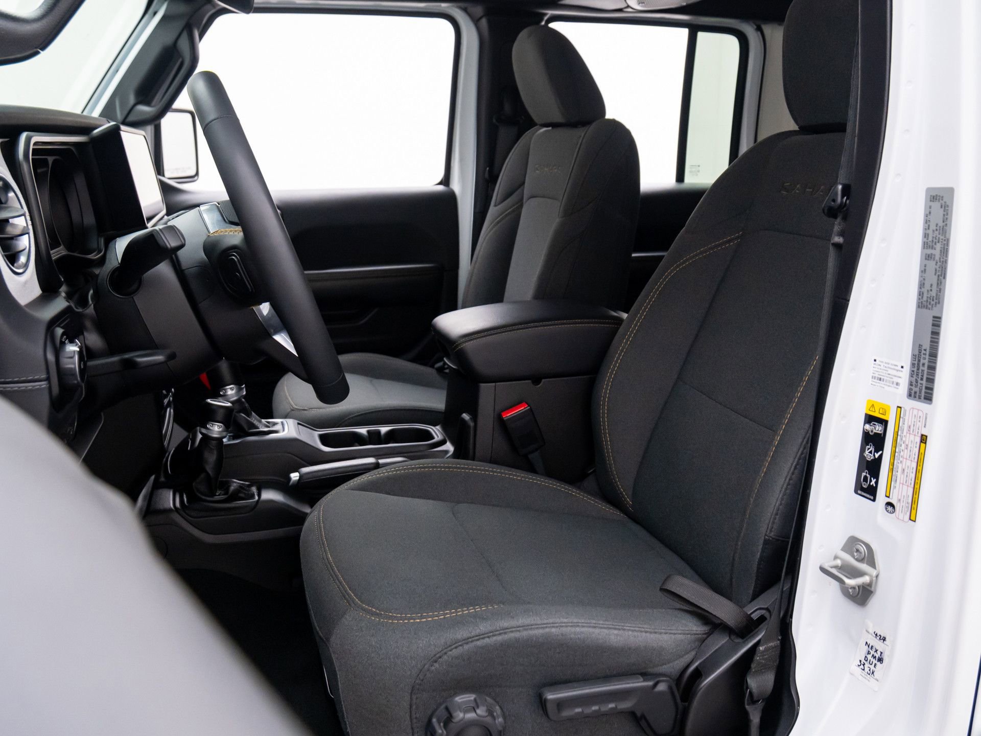 Used 2024 Jeep Wrangler Sahara image 15