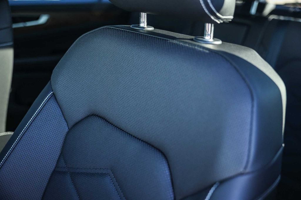 New 2026 Volkswagen Atlas SE image 36