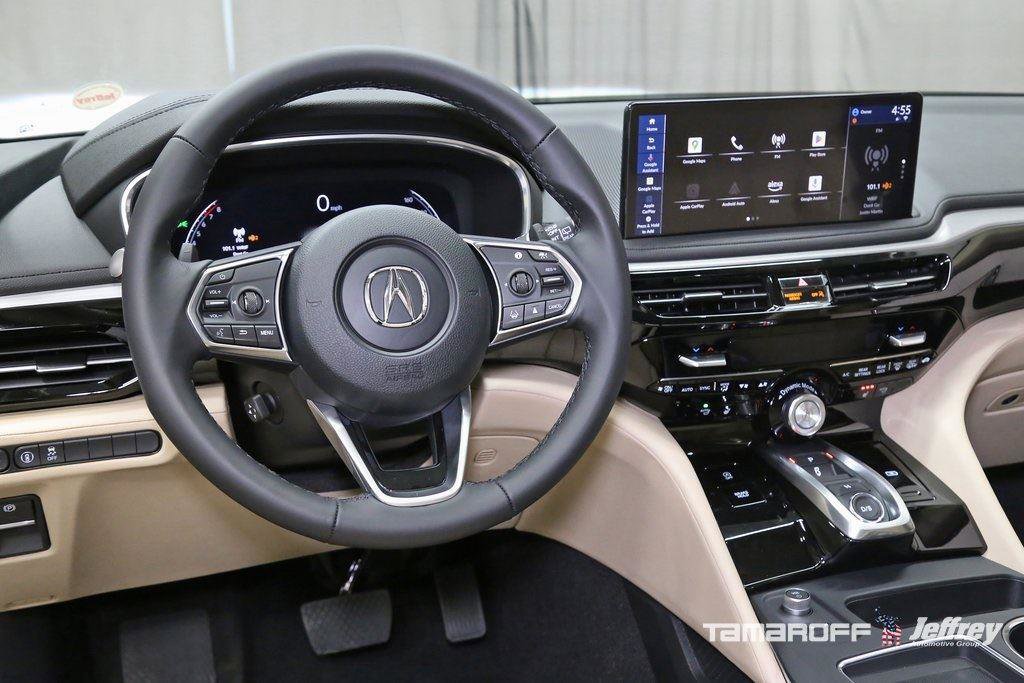 New 2026 Acura MDX SH-AWD image 2