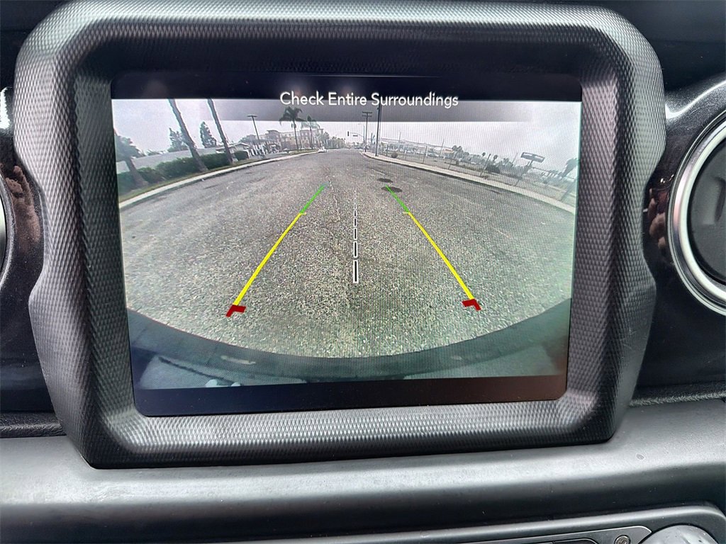 Used 2021 Jeep Wrangler Unlimited Sahara image 23