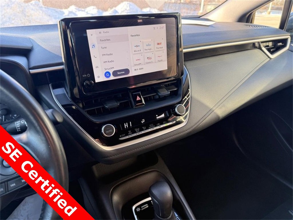 Used 2025 Toyota Corolla SE image 25