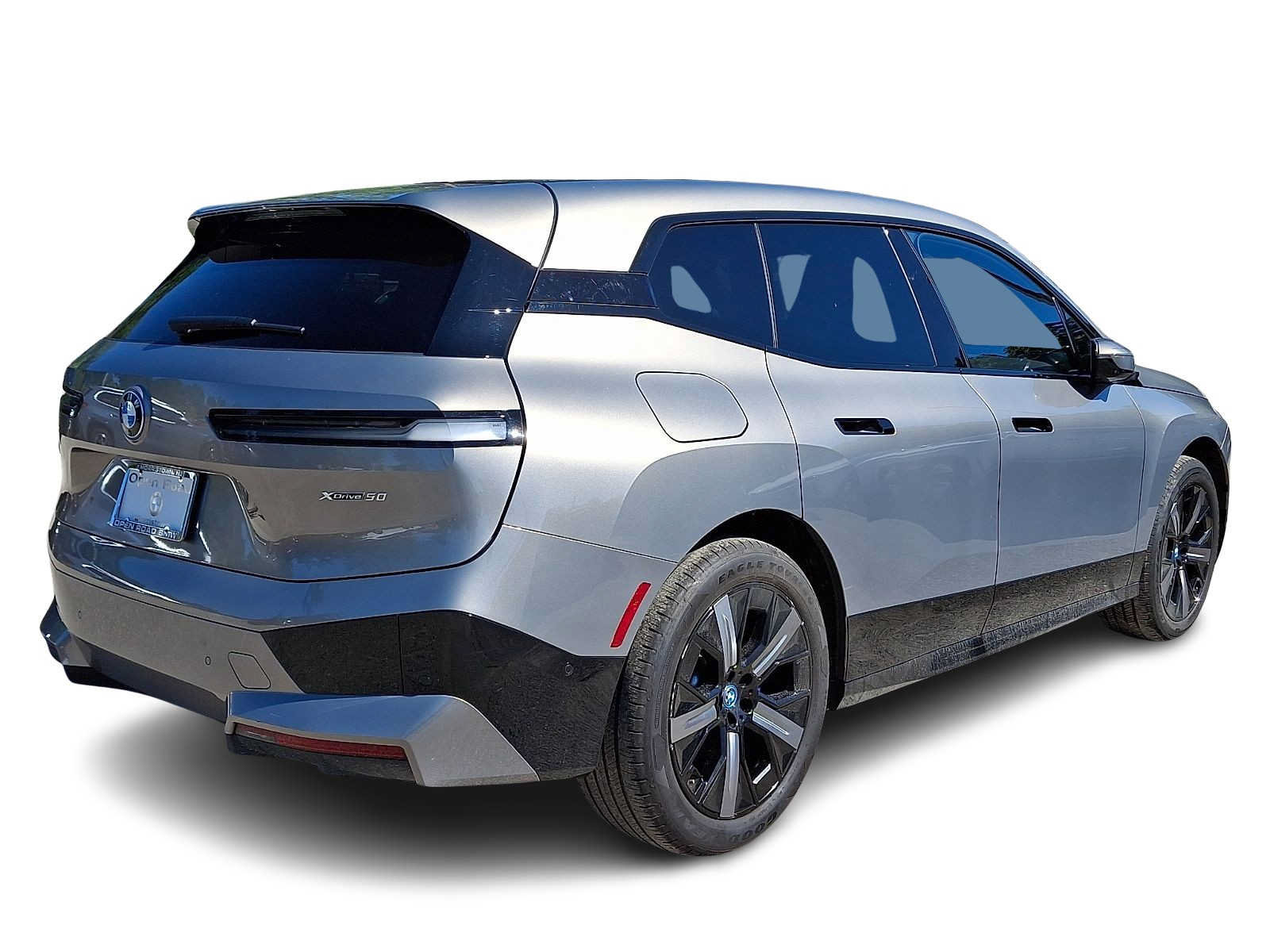 Certified 2024 BMW iX xDrive50 w/ Premium Package AWD/4WD image 6