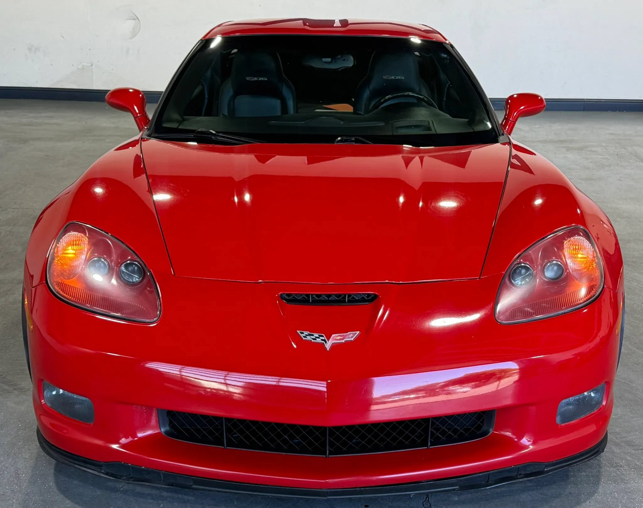 Used 2008 Chevrolet Corvette Z06 RWD image 2