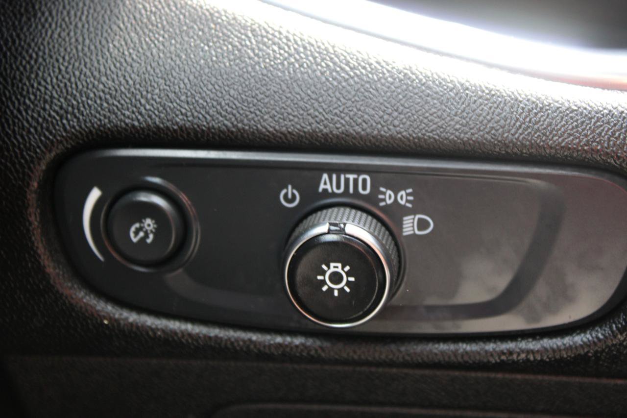 Used 2024 Chevrolet Malibu LT FWD image 26