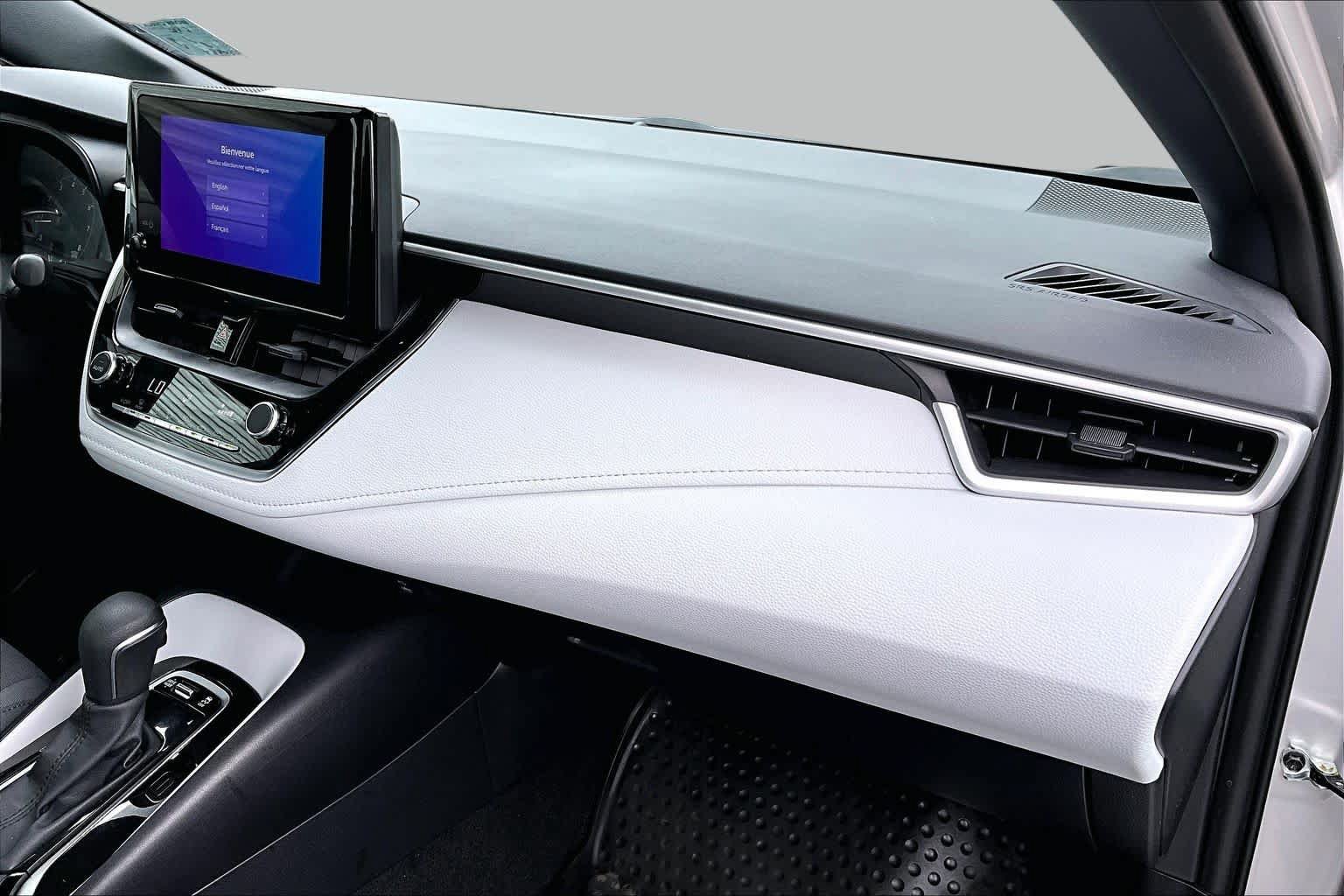 Certified 2025 Toyota Corolla SE FWD image 17