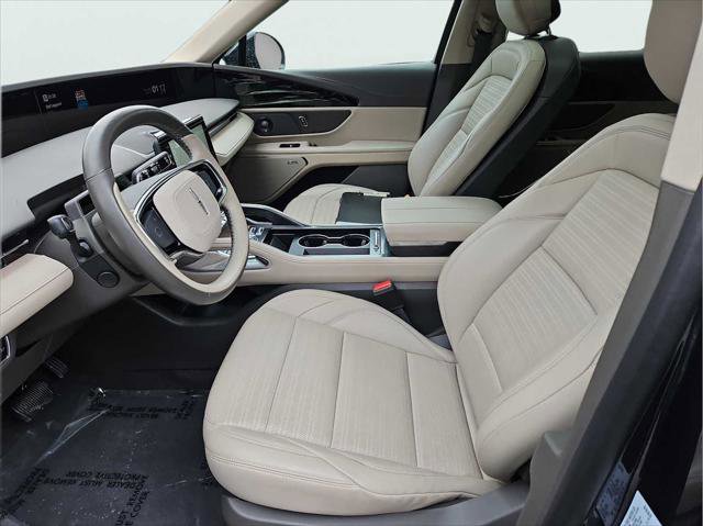 Used 2024 Lincoln Nautilus Reserve w/ Equipment Group 202A AWD/4WD image 17