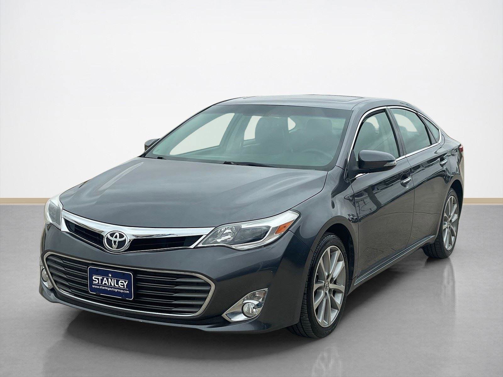 Used 2014 Toyota Avalon XLE Touring image 3
