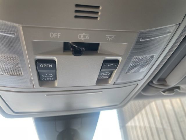 Used 2018 Toyota RAV4 XLE AWD/4WD image 43