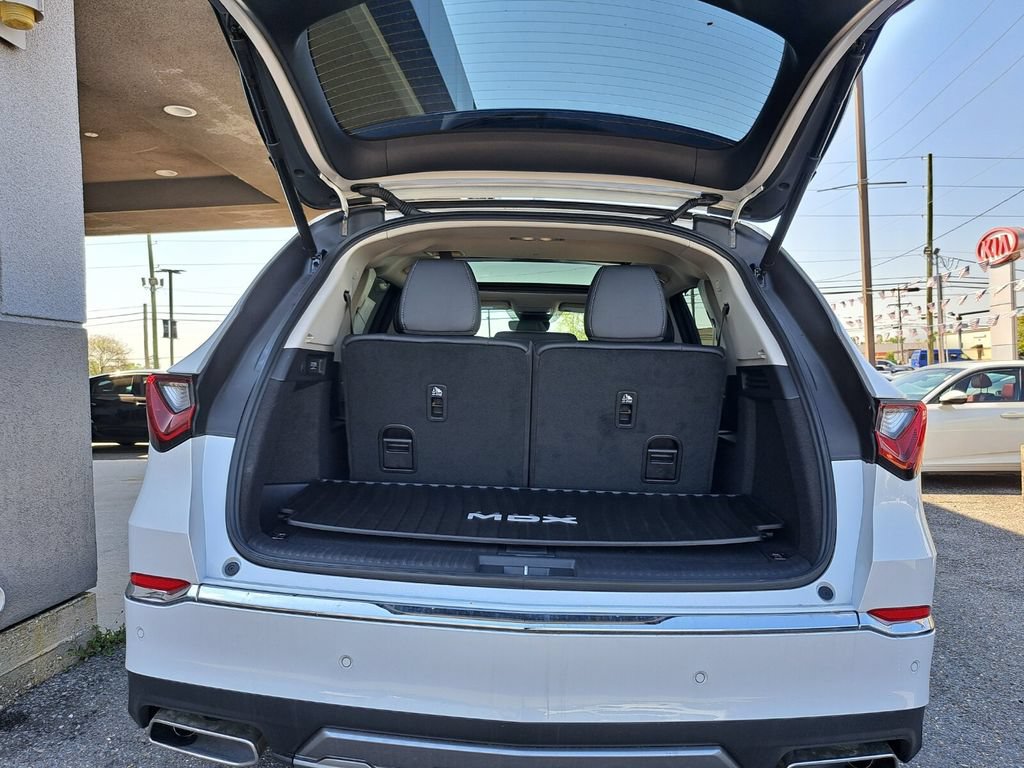 New 2026 Acura MDX w/ Technology Package FWD image 24
