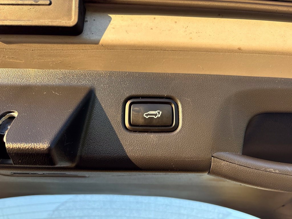Used 2022 Hyundai Tucson Limited FWD image 11