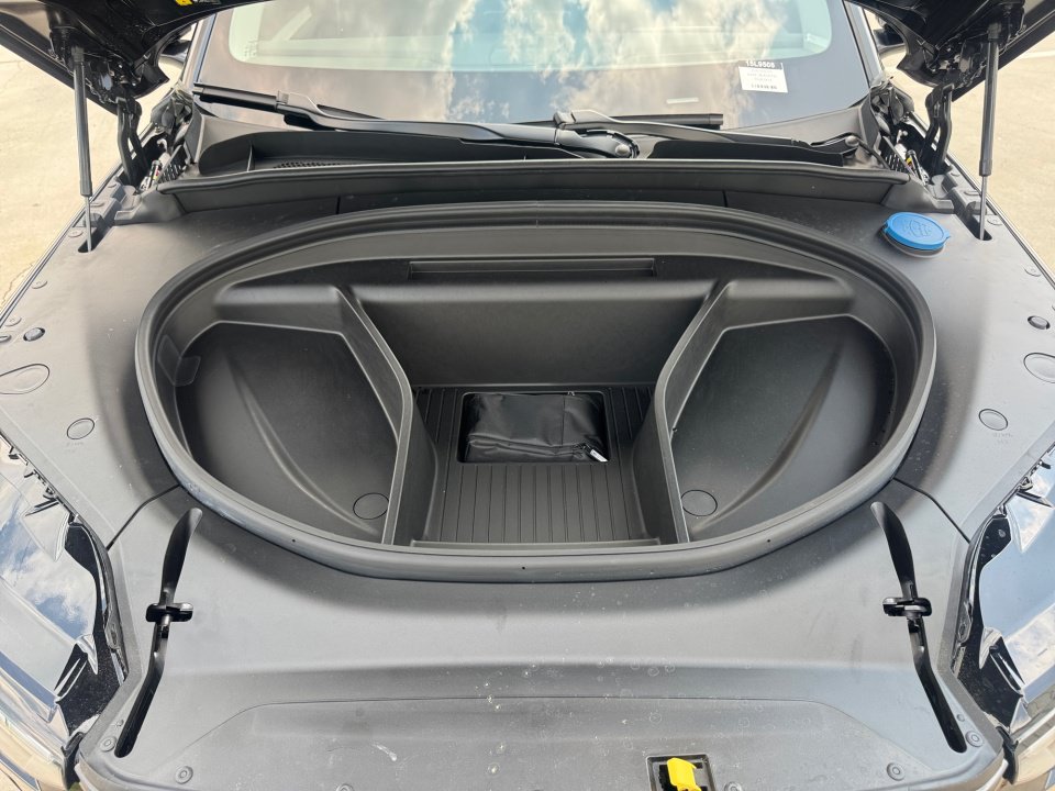 New 2026 Volvo EX90 Ultra AWD/4WD image 16