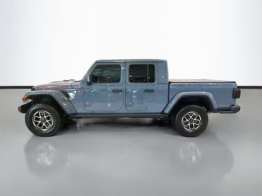 Used 2025 Jeep Gladiator Rubicon w/ Convenience Group AWD/4WD image 6