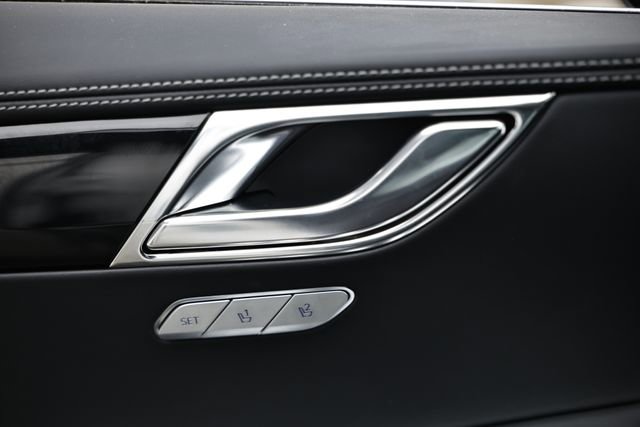 Certified 2025 Genesis GV80 2.5T Standard image 15