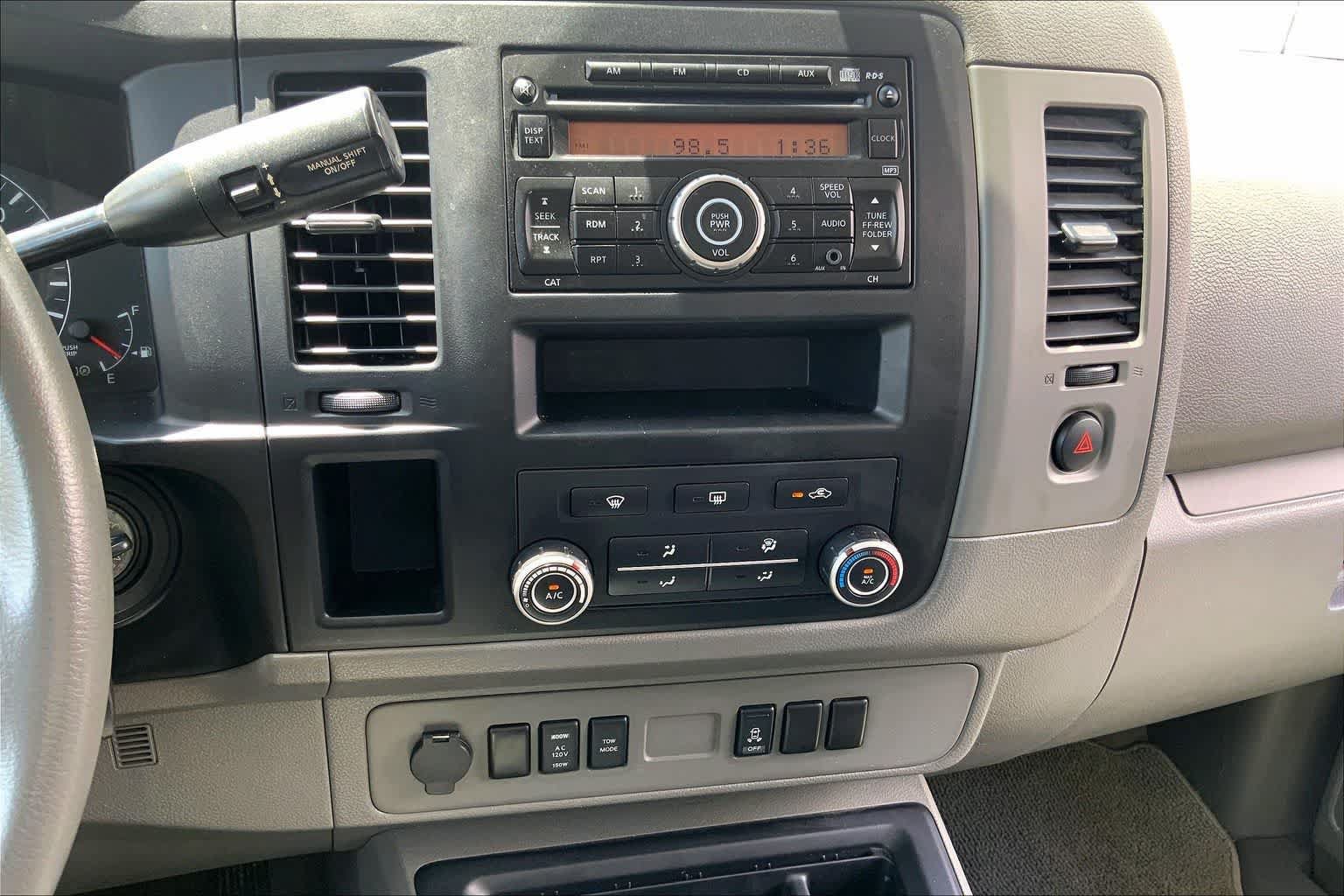 Used 2016 Nissan NV 3500 SV RWD image 33