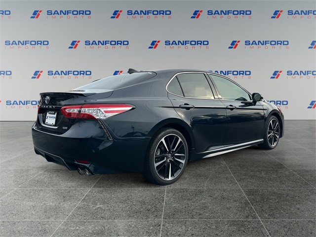 Used 2020 Toyota Camry XSE image 5