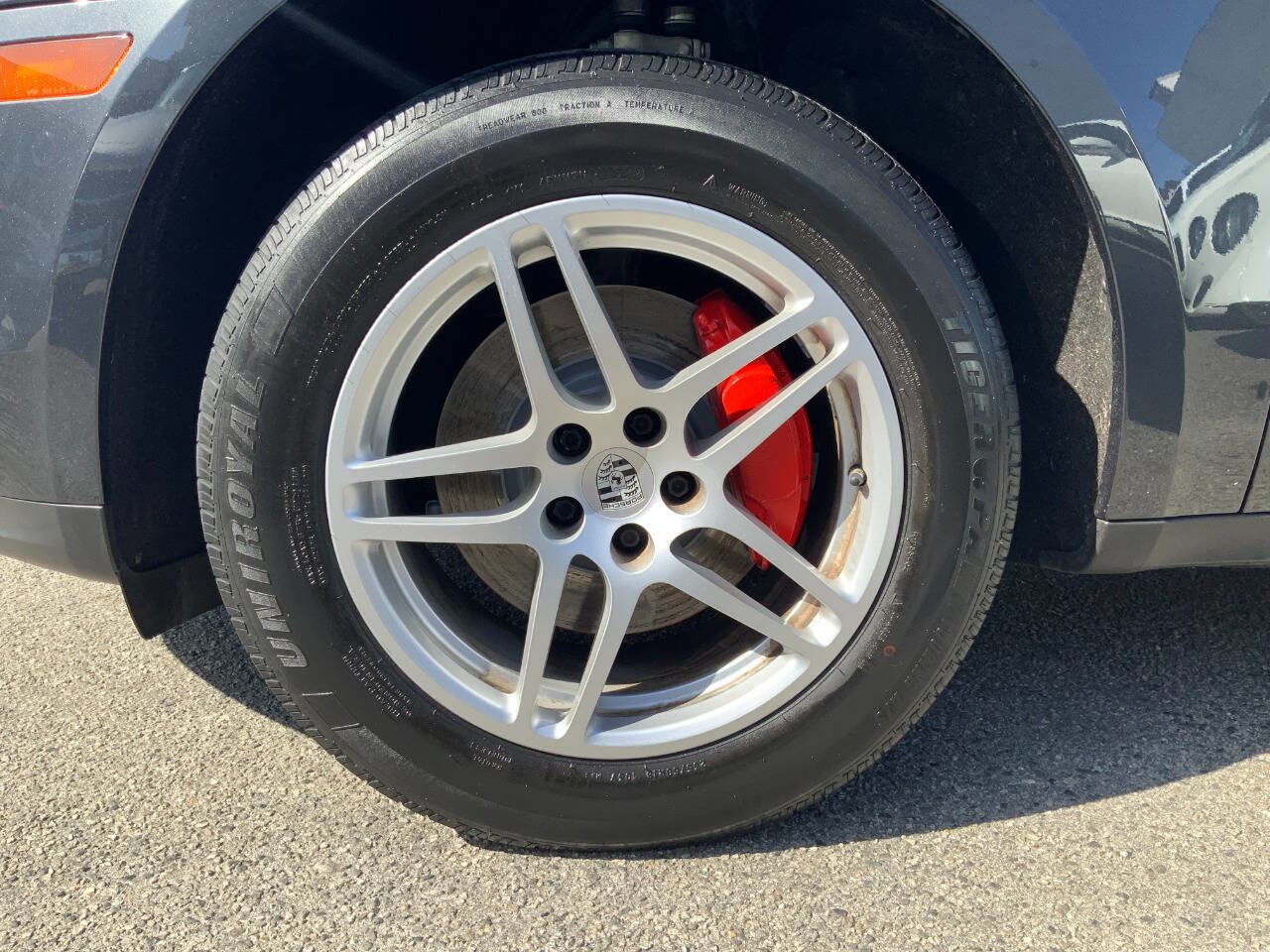 Used 2019 Porsche Macan AWD/4WD image 5