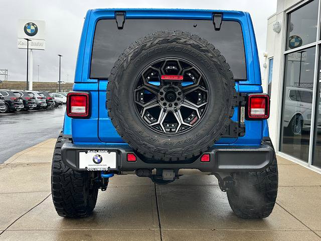 Used 2022 Jeep Wrangler Unlimited Sahara w/ Cold Weather Group image 8