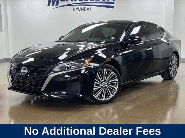 Used 2025 Nissan Altima 2.5 SL FWD image 1