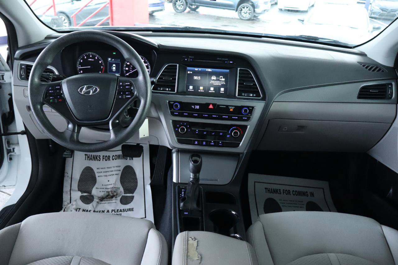 Used 2016 Hyundai Sonata SE image 16