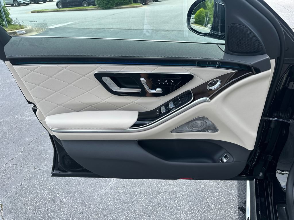 New 2026 Mercedes-Benz S 580 4MATIC Sedan image 10