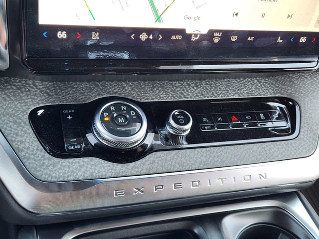 New 2026 Ford Expedition Tremor image 18