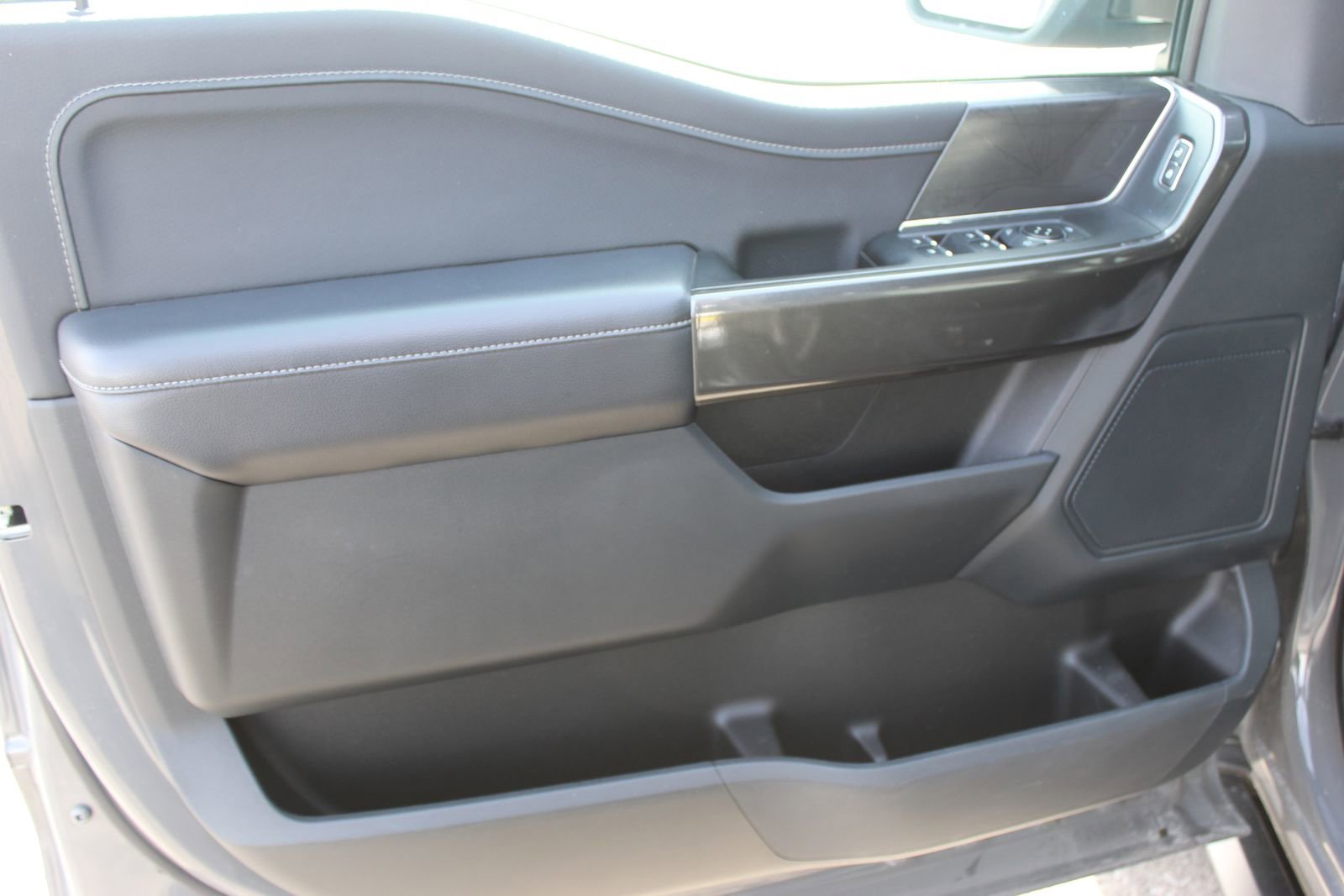 Used 2021 Ford F150 XLT w/ Equipment Group 302A High image 22