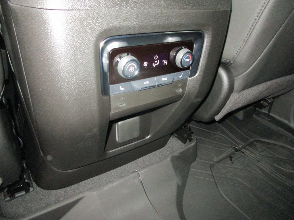 New 2026 Chevrolet Tahoe High Country image 19