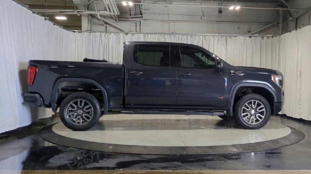 Used 2020 GMC Sierra 1500 AT4 w/ AT4 Premium Package AWD/4WD image 11