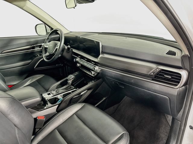 Used 2025 Kia Telluride S AWD/4WD image 33
