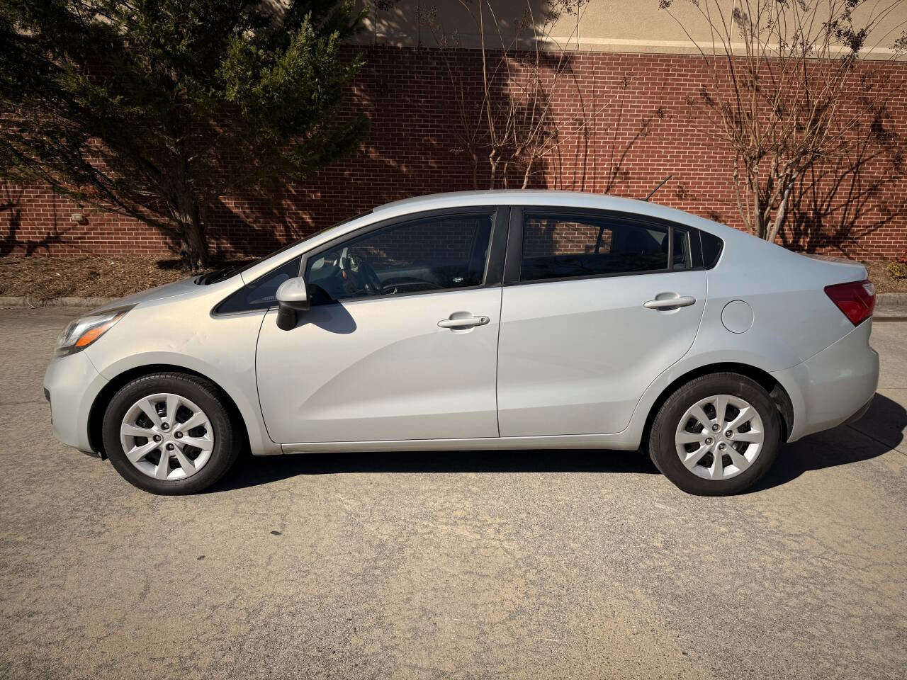 Used 2013 Kia Rio EX FWD image 7