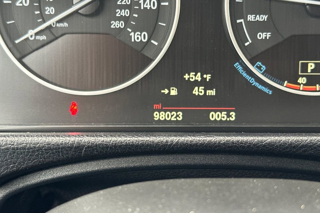 Used 2017 BMW 320i Sedan image 26