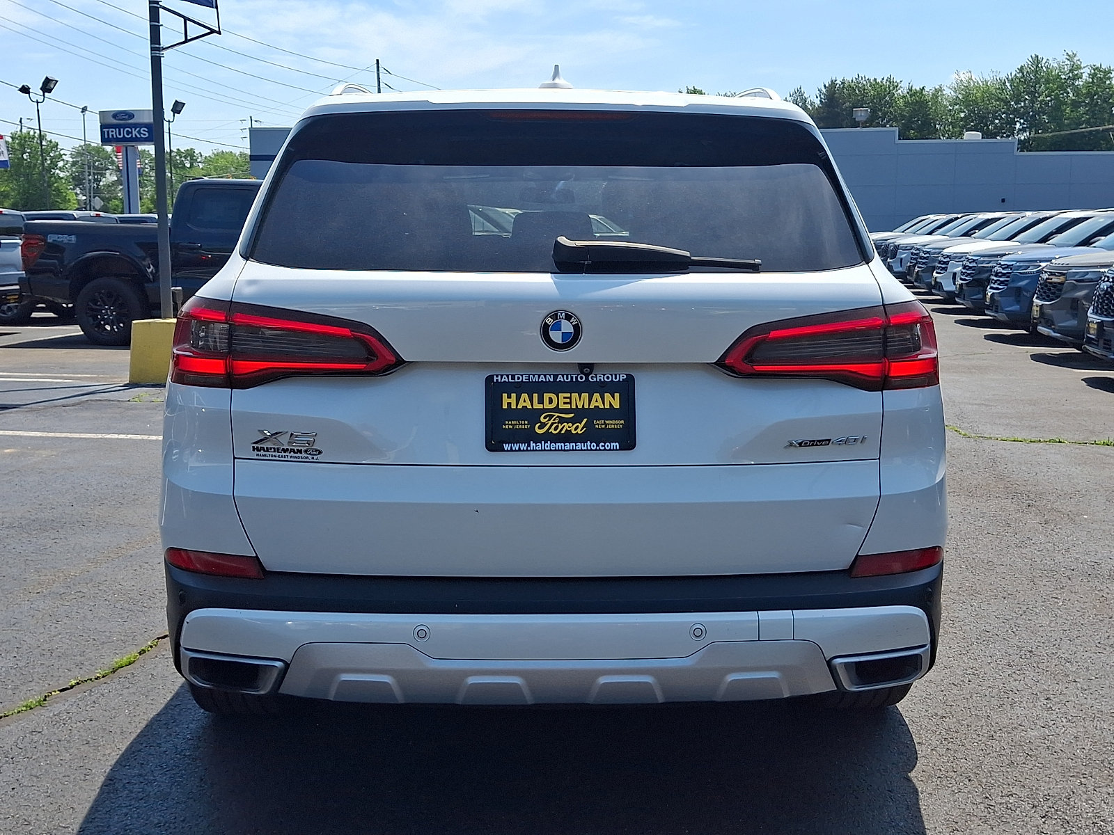 Used 2019 BMW X5 xDrive40i w/ Convenience Package AWD/4WD image 6